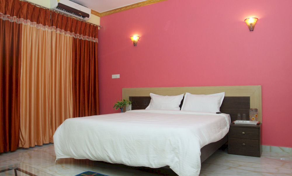 Rbr Suites Calangute Εξωτερικό φωτογραφία