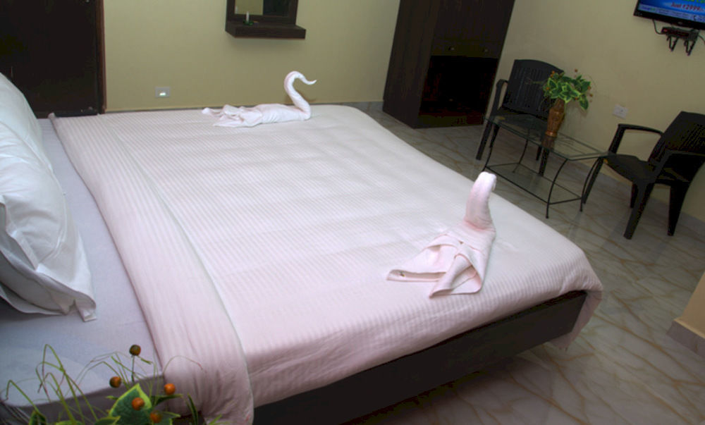 Rbr Suites Calangute Εξωτερικό φωτογραφία