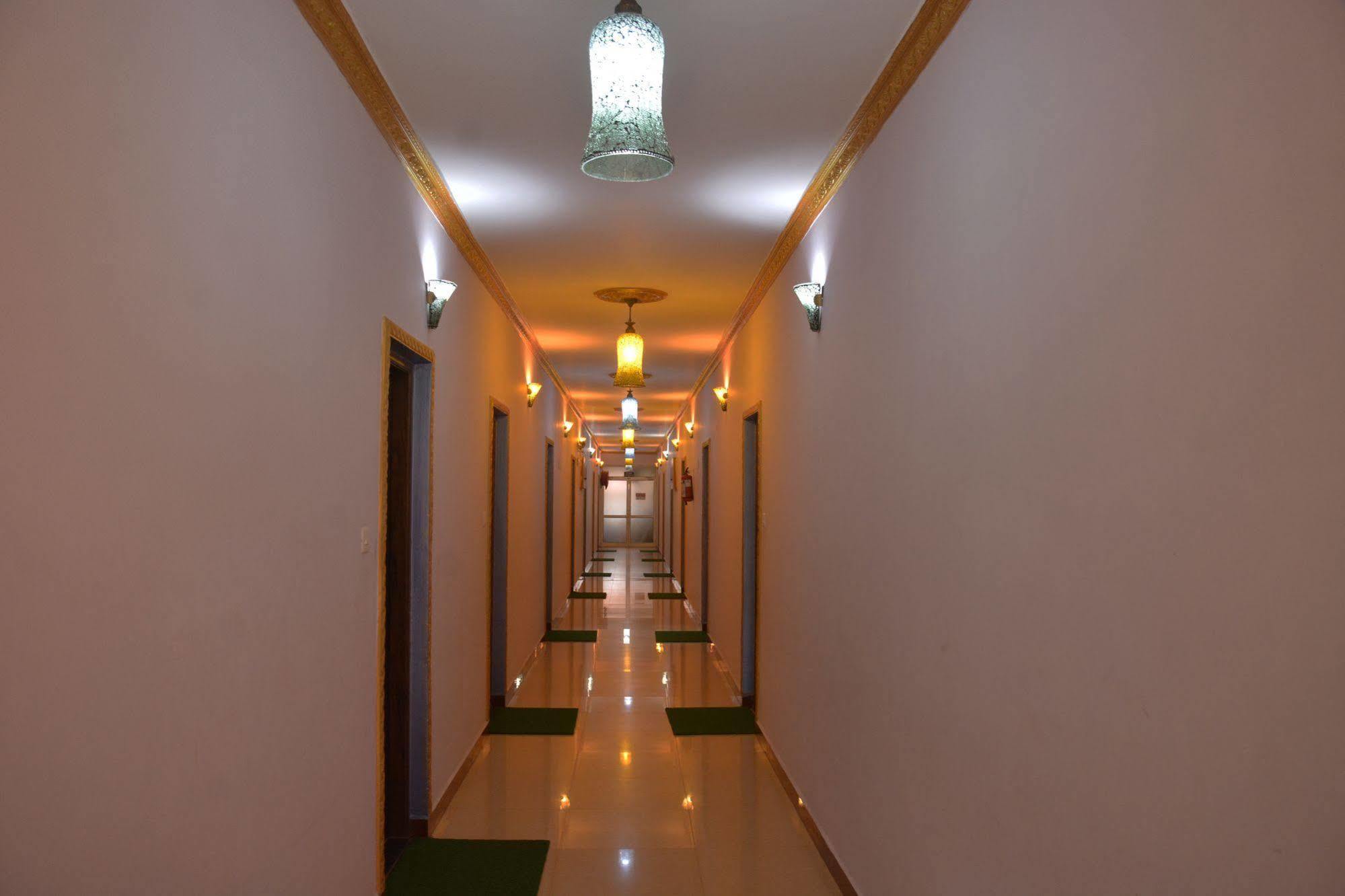 Rbr Suites Calangute Εξωτερικό φωτογραφία